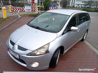 mitsubishi grandis 6 osobowe 6 skrzynia zadbane bez rdzy