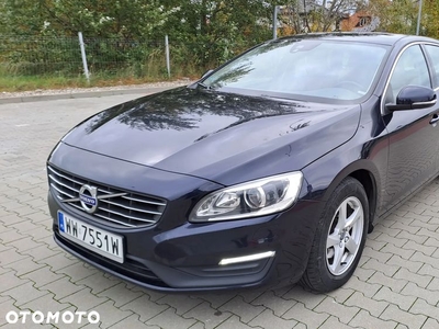 Volvo V60 D4