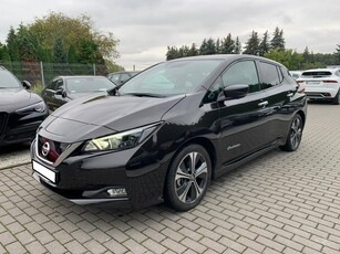 Nissan Leaf 40kWh Pompa Ciepła Grzane fotele LED Kamery 360