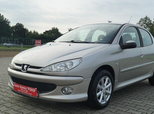 Peugeot 206 I Salon PL 1,4 75 km klima perfekcyjny stan sprawny doinwestowany