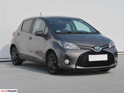 Toyota Yaris 1.5 99 KM 2016r. (Piaseczno)