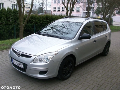 Hyundai I30 i30cw 1.6 blue Comfort