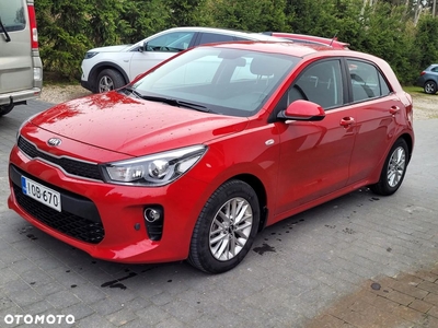 Kia Rio 1.2 ISG Uefa Euro 2016