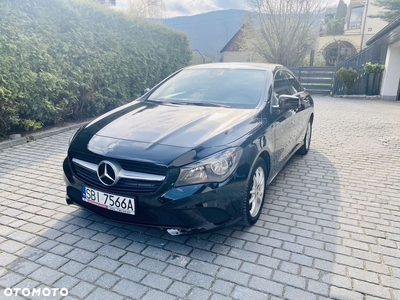 Mercedes-Benz CLA 180