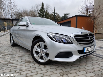 Mercedes-Benz Klasa C 180 T Kompressor Automatik BlueEFFICIENCY Special Edition