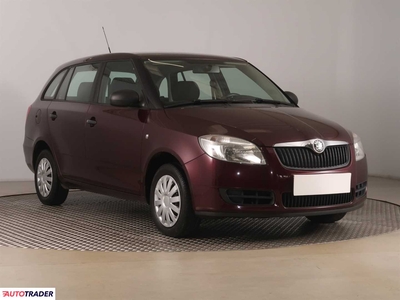 Skoda Fabia 1.2 68 KM 2009r. (Piaseczno)