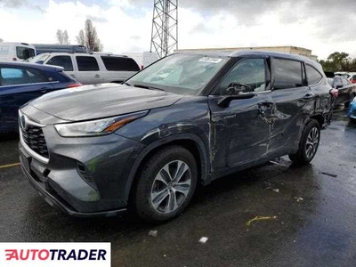 Toyota Highlander 2.0 hybrydowy 2020r. (VALLEJO)