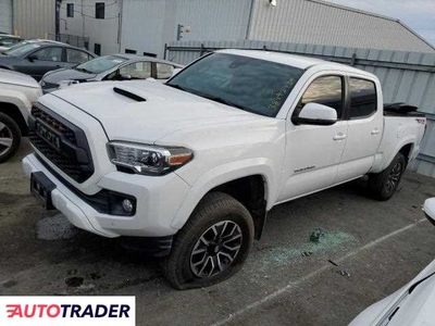 Toyota Tacoma 3.0 benzyna 2019r. (VALLEJO)