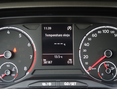 Volkswagen Polo 2018 1.0 TSI 38177km ABS klimatyzacja manualna