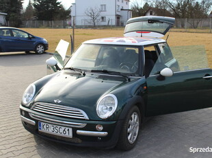 Mini Cooper R50 1.6 Benzyna 2003 - British Racing Green