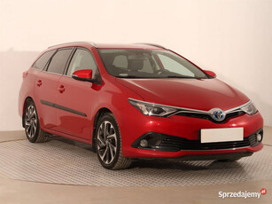 Toyota Auris Hybrid