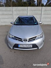 Toyota Auris TS kombi 1.6 132KM z LPG doposażona wersja Active