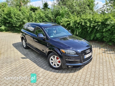 Audi Q7 I