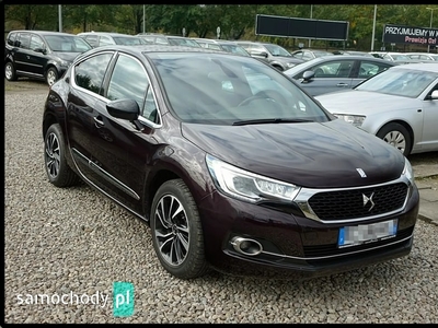 DS 4