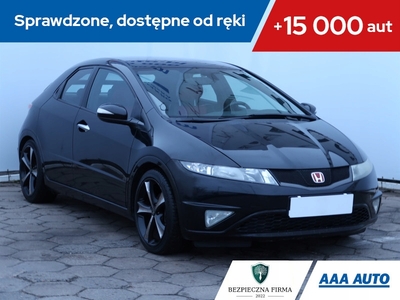 Honda Civic VIII Hatchback 3d 1.8 i-VTEC 140KM 2006