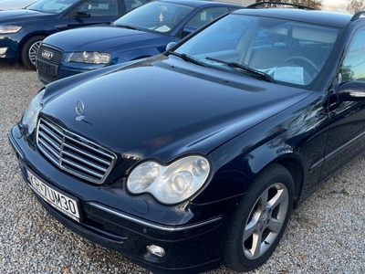 MERCEDES C 320 KOMBI Automat-4x4-Avantgarde