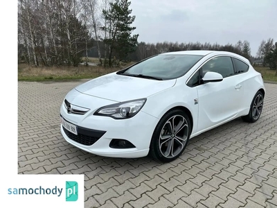 Opel Astra J