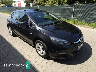 Opel Astra J