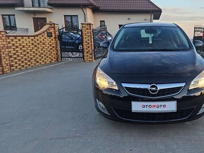 Opel Astra J Hatchback 5d 1.6 Twinport ECOTEC 115KM 2010