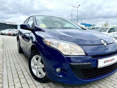 Renault Megane III Hatchback 1.6 16v 100KM 2010