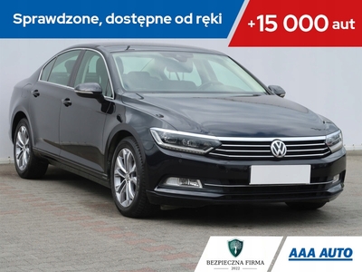 Volkswagen Passat B8 Limousine 2.0 TDI BlueMotion Technology 150KM 2016