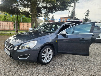 Volvo S60 II Sedan 2.0 D3 136KM 2013