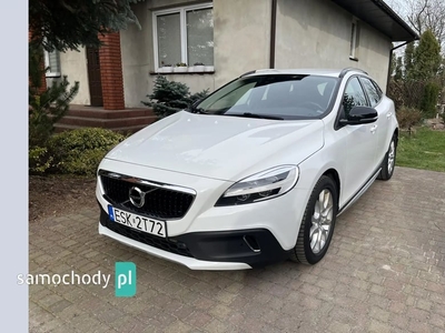 Volvo V40 II