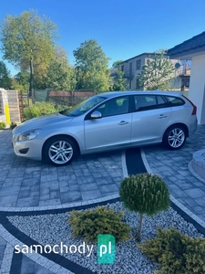 Volvo V60 I