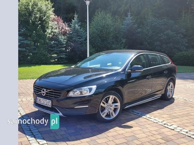 Volvo V60 I