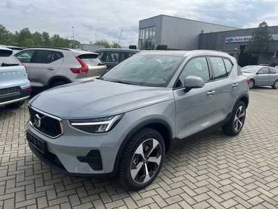 Volvo XC40 2024