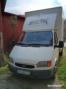 Ford Transit kontener