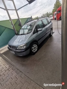 Opel Zafira a