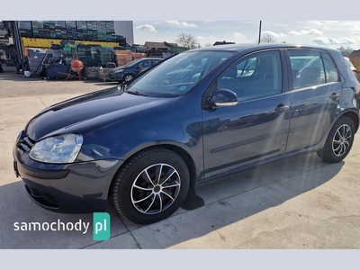 Volkswagen Golf V TOUR