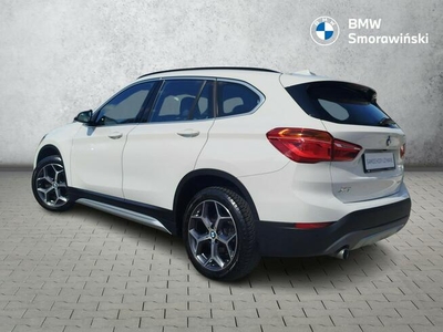 BMW X1 sDrive18i X Line Tempomat Kamera Relingi Rozszerzone LEDy PDC