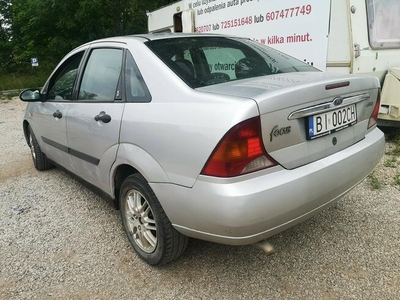 Ford Focus 1.8 TDDI na alu sedan fajny GHIA Tanie Auta Podlasie Fasty Białystok