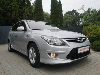 Hyundai i30 1.6CRDI 90KM Klimatronic Kamera Alu 15