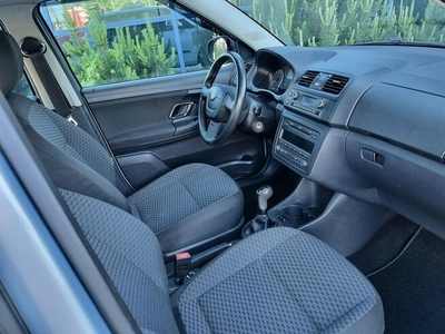 Škoda Fabia GWARANCJA * 1.6 TDI * climatronic * alufelgi * manual * wawa