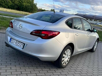 Opel Astra *Auto Krajowe*Benzyna*1.4T*