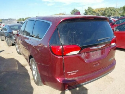 Chrysler Pacifica Touring Plus Plug-In Hybrid