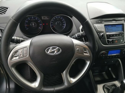 Hyundai ix35 2.0 16V 163KM Klimatronic Tempomat Halogeny Skóra 4x4 Serwis