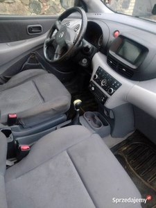 Nissan almera 1.8