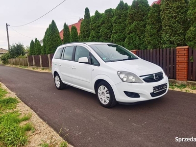 Opel Zafira B 2013 1.6 150KM gas CNG 7 miejsc