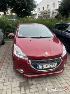 Peugeot 208 1.4 benzyna 2012 BEZWYPADKOWY