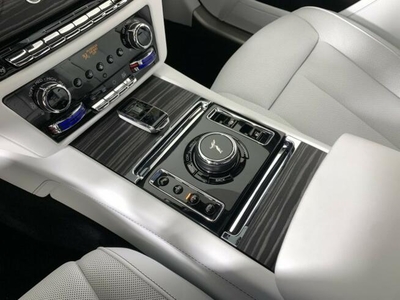 ROLLS-ROYCE GHOST 2021 12 CYLINDER BENZ. WHITE 571KM 751KM