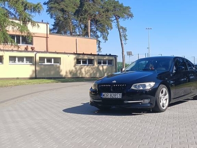 Sprzedam BMW seria 3 e92 LCI 320i 2011r