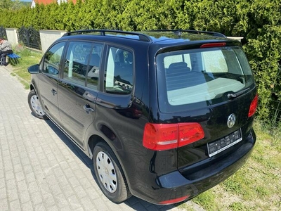 Volkswagen Touran 5 m, automat DSG, znikomy przebieg, nowy rozrząd i opony wielosezonowe