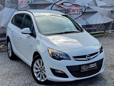 Opel Astra J Sports Tourer Facelifting 1.6 Twinport ECOTEC 115KM 2015