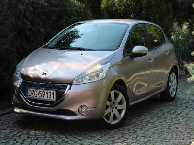 Peugeot 208 I Hatchback 5d 1.4 HDI 68KM 2013