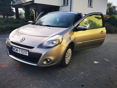 Renault Clio III Hatchback 3d Phase II 1.2 16v 75KM 2011