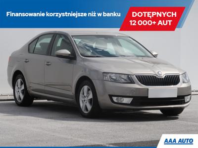 Skoda Octavia II Hatchback Facelifting 1.2 TSI 105KM 2013